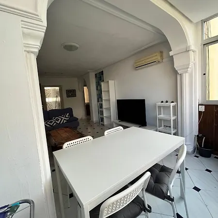 Apartamento Turistico En El Centro De Fuengirola, Malaga. Fuengirola